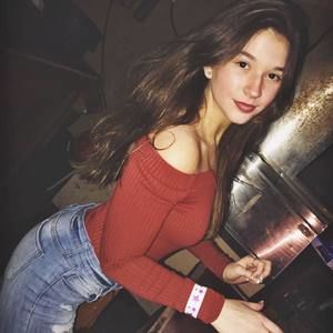 Meet your Posher, Devyn